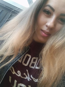 Matildamary's telegram gallery - milf, horny, dirty, Blonde, Brunette, Selfie, Tattoo (1/3)