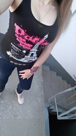 Matildamary's telegram gallery - milf, horny, nsfw, Blonde, Selfie, Tattoo (3/3)