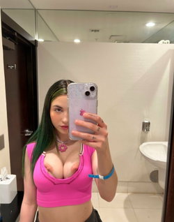 maya546762's telegram gallery - Nudes, Topless, Curvy, Big Boobs, Brunette, Selfie, Tattoo (1/3)