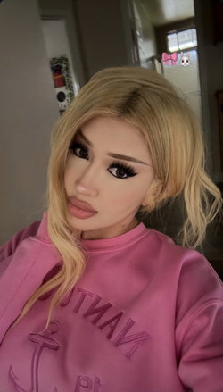 Mistressluhman's telegram gallery - boobs, milf, sexy, Topless, Curvy, Big Boobs, Blonde, Asian, Selfie (1/3)