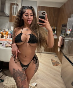 ‪+1 (443) 848‑9582‬'s whatsapp photo - slut, dirty, creampie, Topless, Thong, Curvy, Selfie, Tattoo