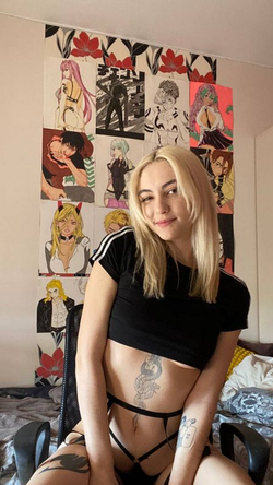 nnorahhhqq00's snapchat gallery - Thong, Blonde, Selfie, Tattoo (3/3)