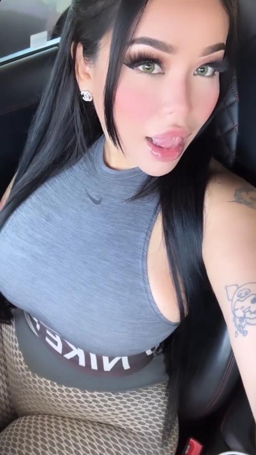 Fucking car sexting everyday add me telegram @jennica22