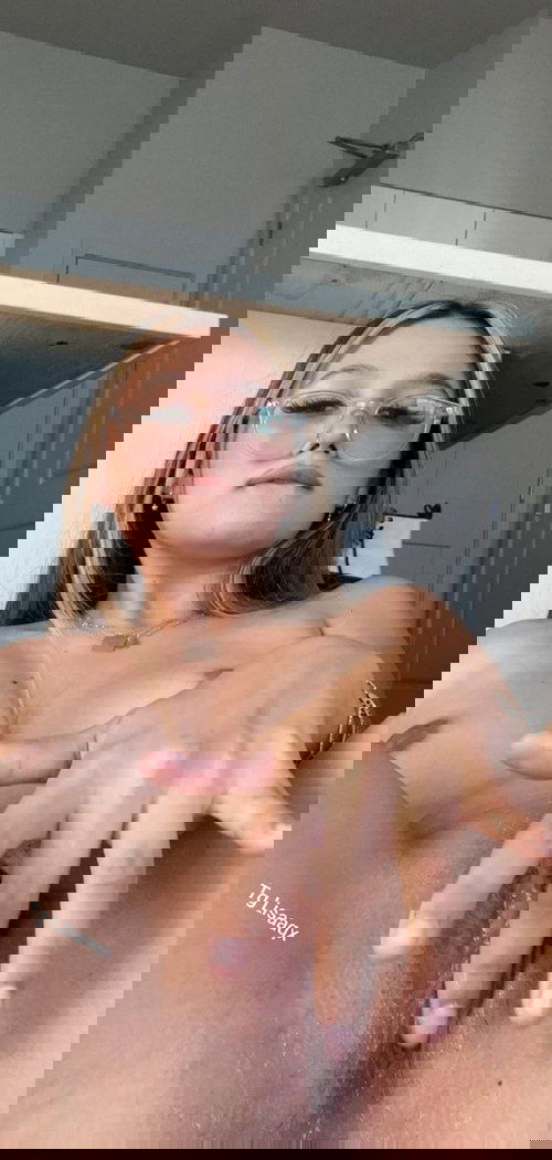 Wanna be my dirty sexting cum partner x video chat? Telegram: Lisaaqx
