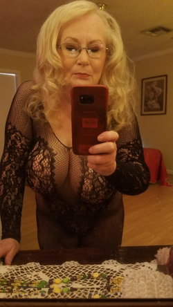 queen6307716's whatsapp photo - Blonde, Selfie