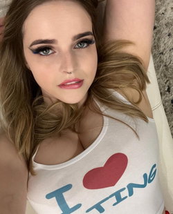 riponok245's snapchat gallery - nude, horny, dirty, Topless, Curvy, Blonde, Brunette, Selfie (3/3)