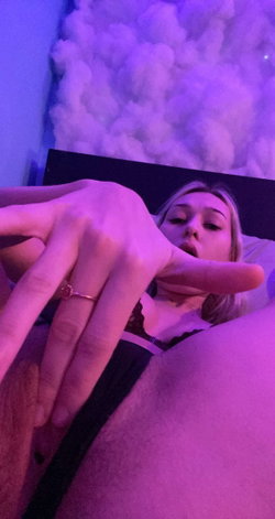 ruby_ke0's telegram gallery - horny, pussy, femdom, Nudes, Topless, Thong, Thick, Curvy, Blonde, Feet, Selfie, Tattoo (4/5)