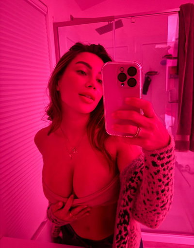 sfghwwhi's telegram gallery - sexy, pussy, horny (1/5)