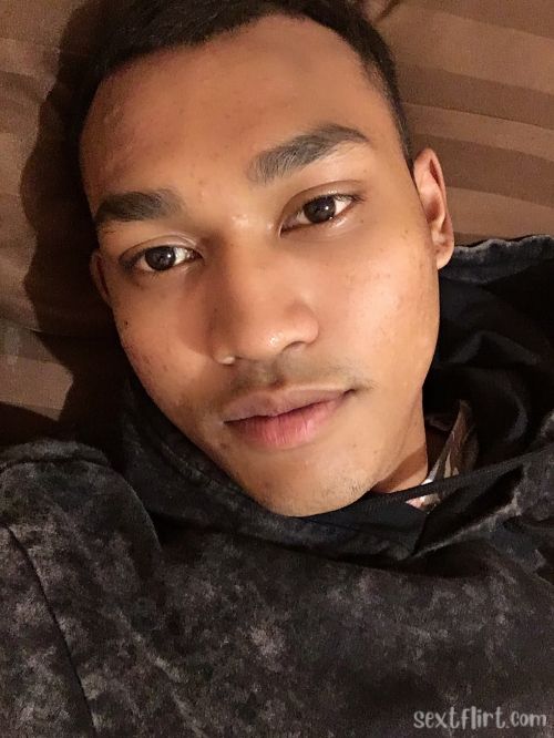 Looking for sex in phuket !!
