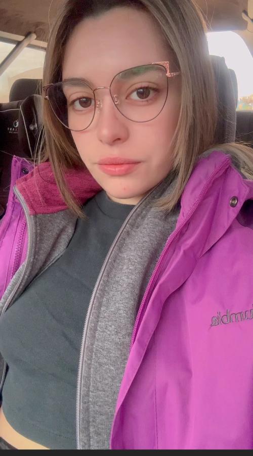 I'm so horny rn add my Telegram: @luxnia