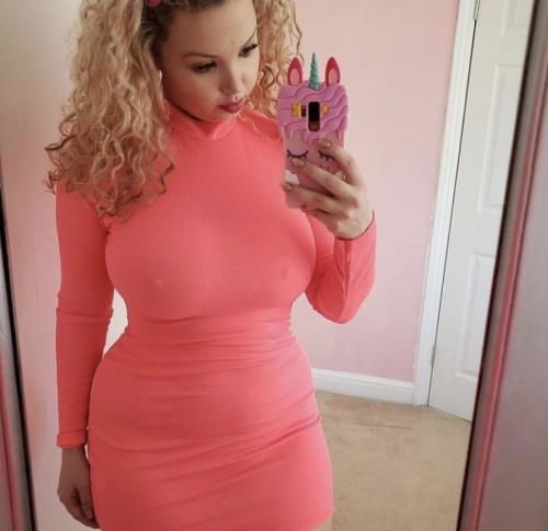 Available for fun ⚠️ Text me on snap