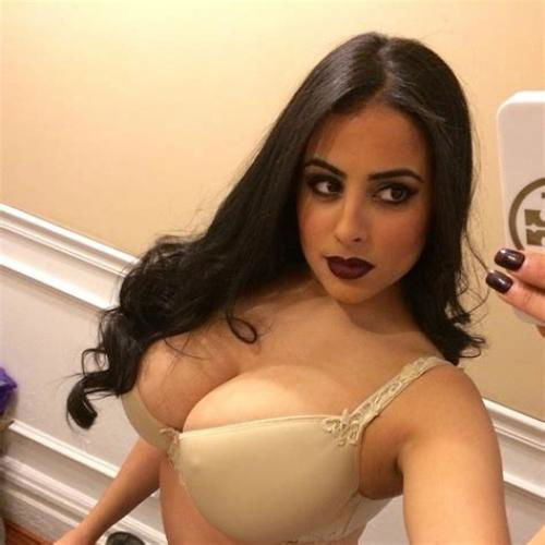 Fuck me on Snap >> selena-xrose