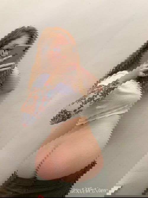 wanna sext add my snap : @elvinrose5