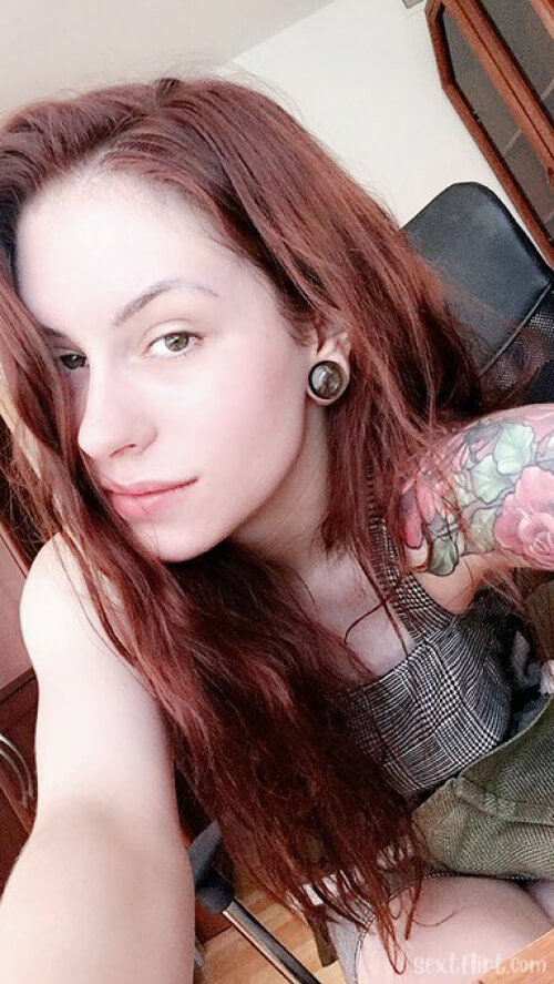 sofiaella's snapchat photo - ass, horny, pussy