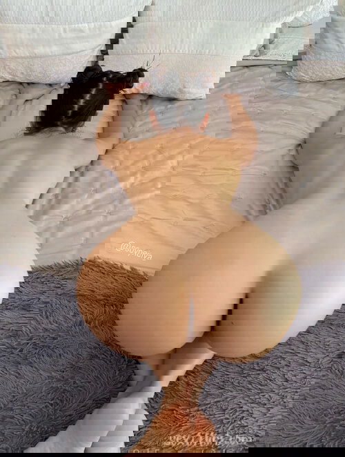 Add my personal Snapchat ( naomil8330 )
