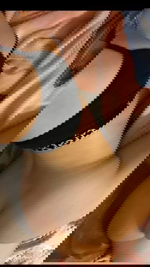 Iam so horny please add me
