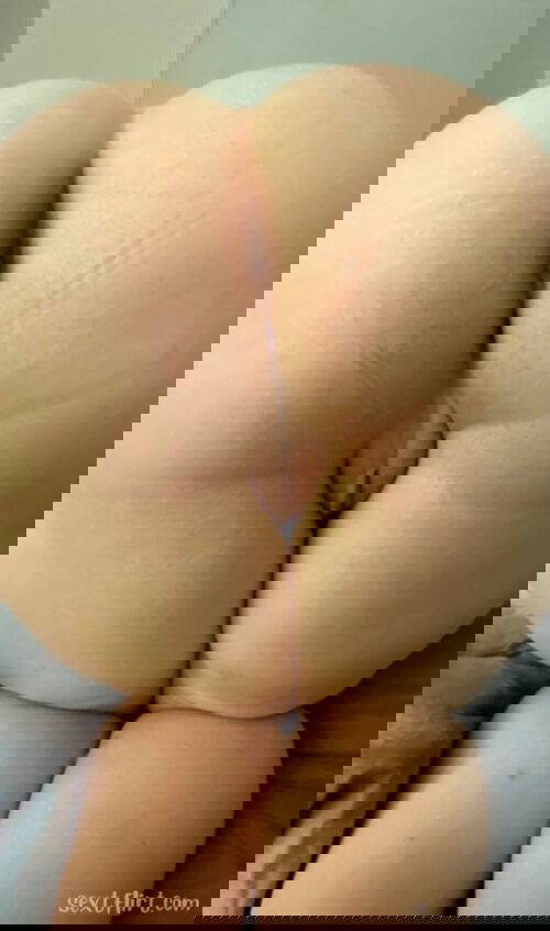 I would love to help you cum