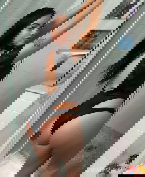 wanna sext add my snap : @elvinrose5