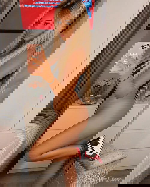 I'm hot and sexy add my snap iD