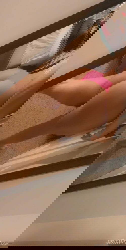 Fuck my ass add my snap:@loralora7087