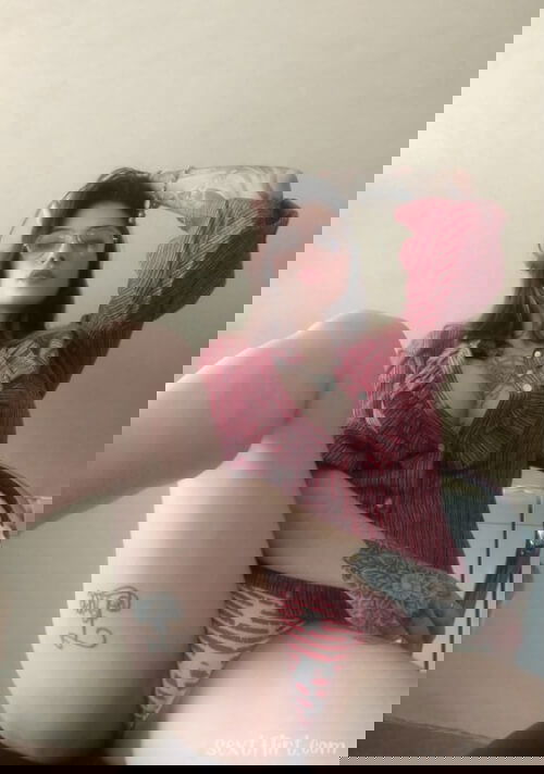 Horny now snapchat me: Nila24y