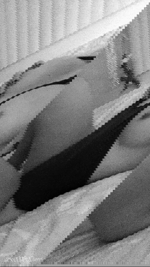 i am horny