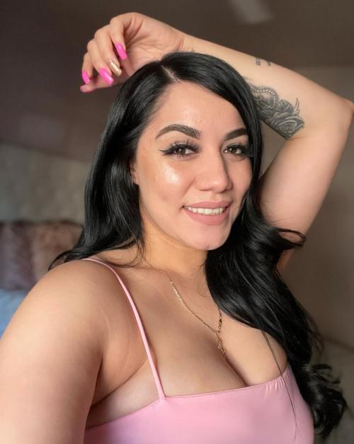 Am available for hookup if you are interested in my services let deny it