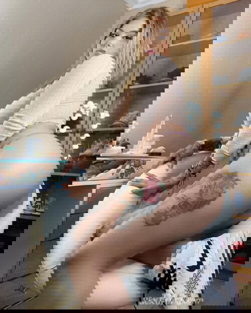 Any sexy horny boys add me