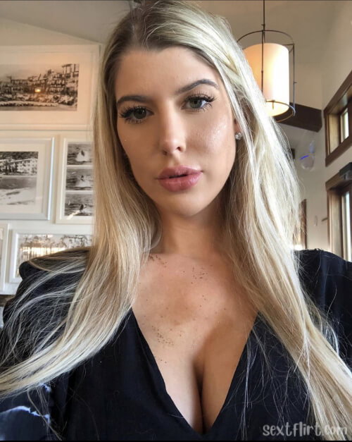 maryqueen6969's snapchat photo - boobs, ass, horny