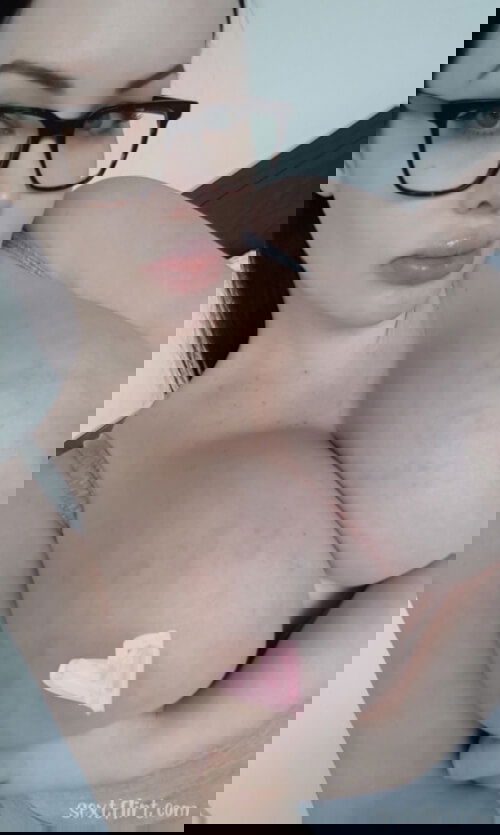 HMU and let’s fuck