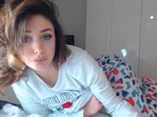 hi i am horny and i am rubing my pussy and as if you wants fuck me so add me snapchat lilyzoey24