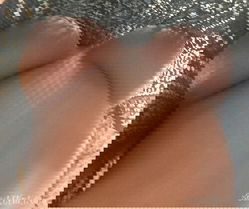 I am a seller girl add me and enjoy