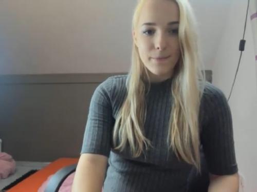 hi i am horny and i am rubbing my pussy and as so if you want fuck me add me snapchat lilyzoey23
