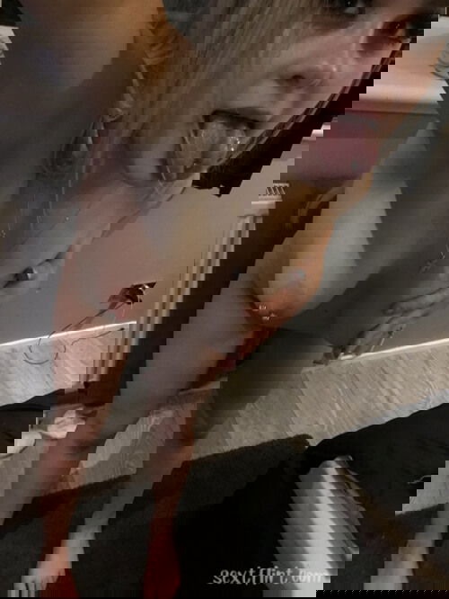 add me for dirty vids babes &lt;3