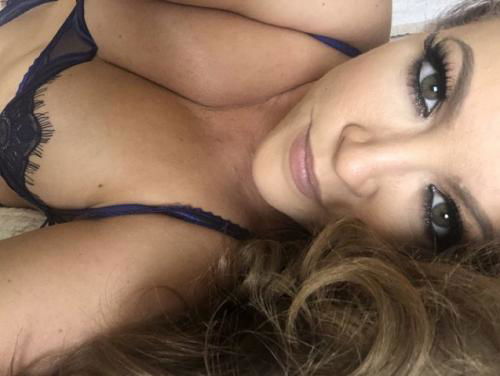 I am naughty and also offer hookup services and nude photos snapchat patiencenevae23