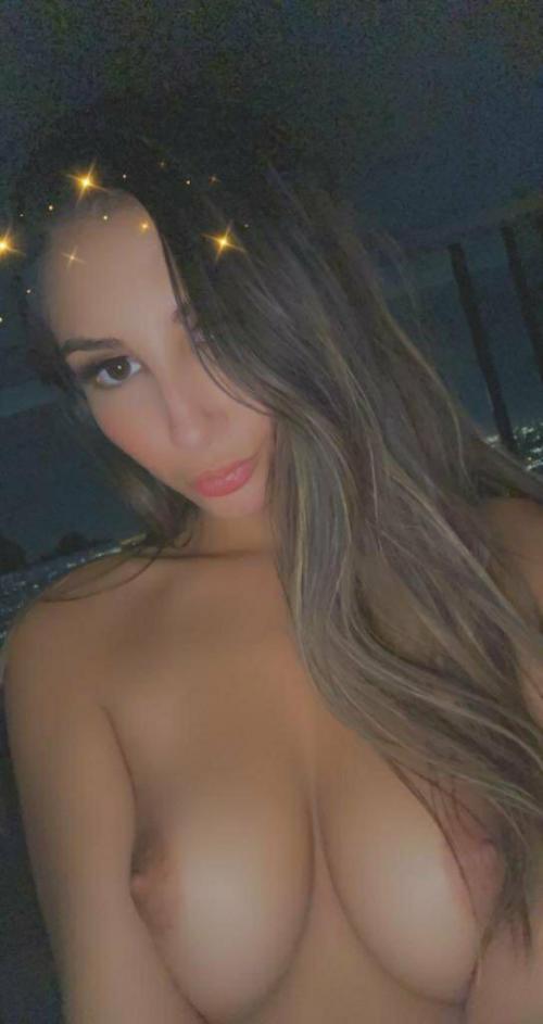 Horny and alone.add me Snapchat=lina_lina4667