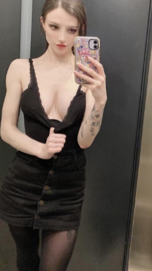 Do you want masterbation videos or live video chat or sex then add my personal snap I'd@Dainty0069