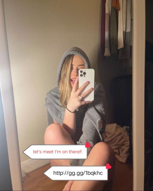 I'm available Facetime call 🤙 and nudes fuck video on my snap @gaugerbx123