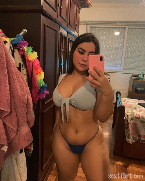 evaly's snapchat photo - boobs, horny, pussy
