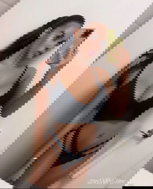 Am horny 