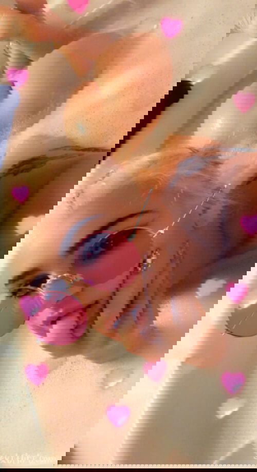 Get off and cum with me