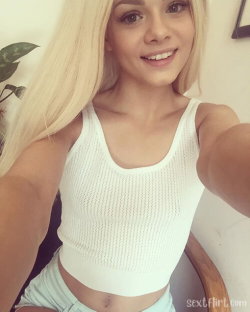 ulinae78's snapchat photo - boobs, nude, horny, Blonde, Selfie