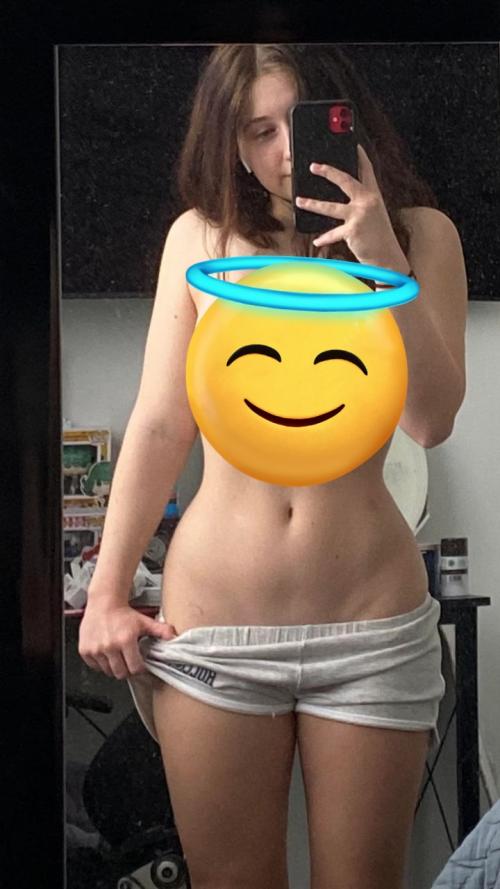 queen-ariana7920's snapchat photo - boobs, nude, horny