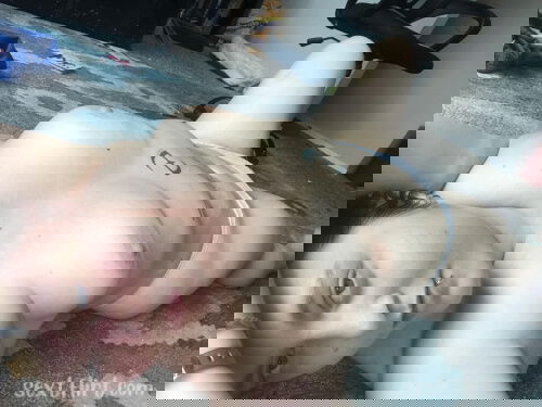 Horny guy add my snap:  sextlina21