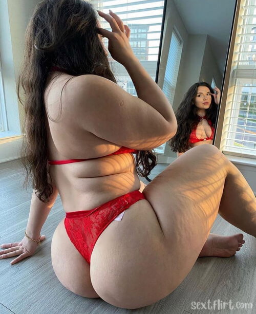 joliye's snapchat photo - boobs, nude, leaked