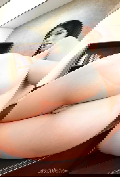 i am horny add me snap: ekra20g