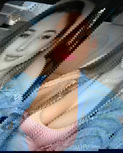Add me on Snapchat sandraluisa9379