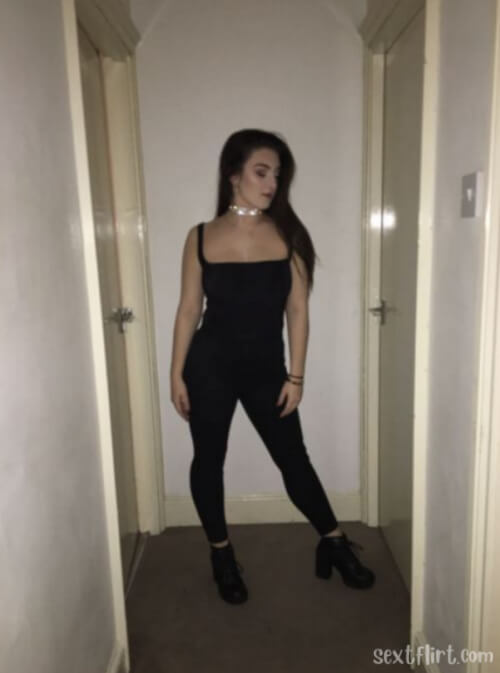 Message me on kik @Lydia00004
