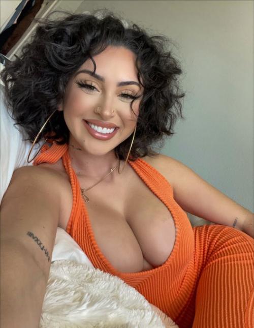 becky772's snapchat photo - boobs, nude, sexy