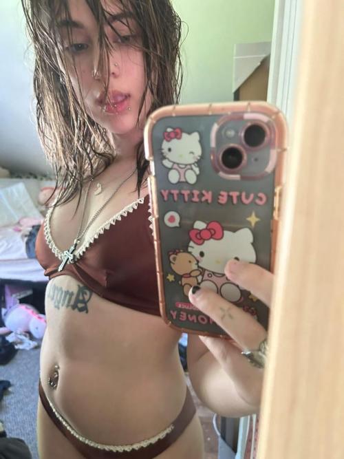 elisha9246's snapchat photo - boobs, porn, horny